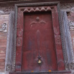 2014.12.09 Kathmandu 27 Durbar Sq Degutaleju Temple metal door ResizeBy Donna Yates CC BY-NC-SA