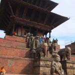 2014.12.11 Bhaktapur 02 Taumadhi Tole Nyatapola Temple ResizeBy Donna Yates CC BY-NC-SA