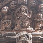 2014.12.11 Bhaktapur 18 Temple entry carvings ResizeBy Donna Yates CC BY-NC-SA